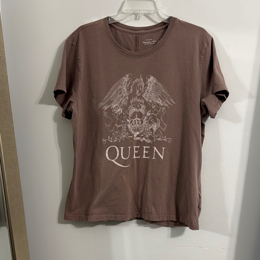 Abercrombie Brown Queen Graphic T-Shirt size Large